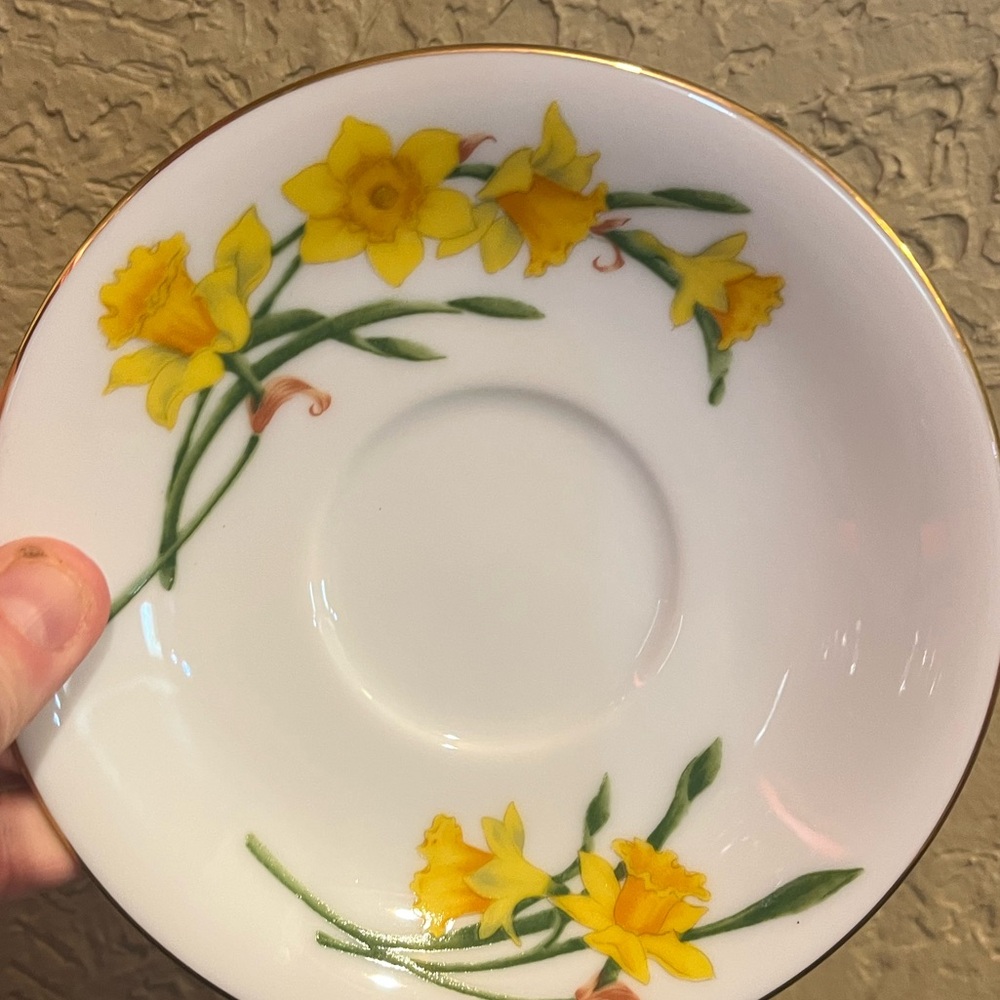 MARCH Vintage AVON 1991 ‘Blossoms of the Month’ March Jonquil Teacup and Saucer - Picture 6 of 10